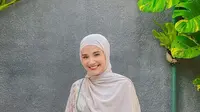 Transformasi Dapur Zaskia Sungkar, Dari Sederhana Menjadi Mewah dan Fungsional