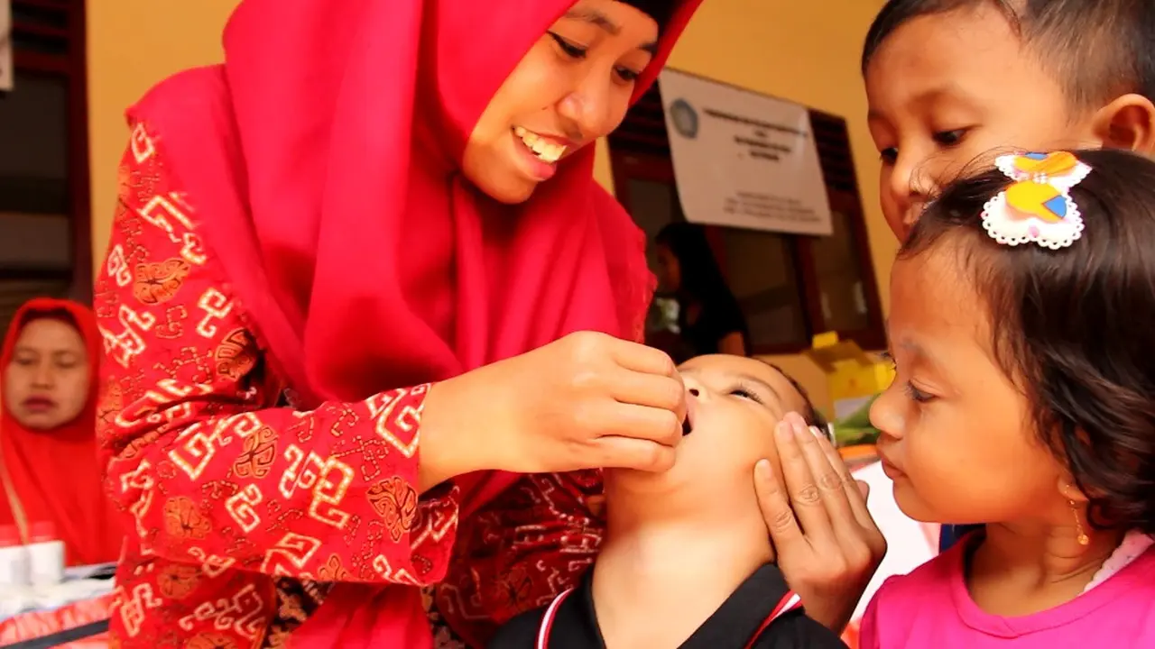 Imunasi lengkap dan kecukupan nutirisi menhindarkan balita dari stunting. (Foto: Liputan6.com/Dinkominfo PBG/Muhamad Ridlo)
