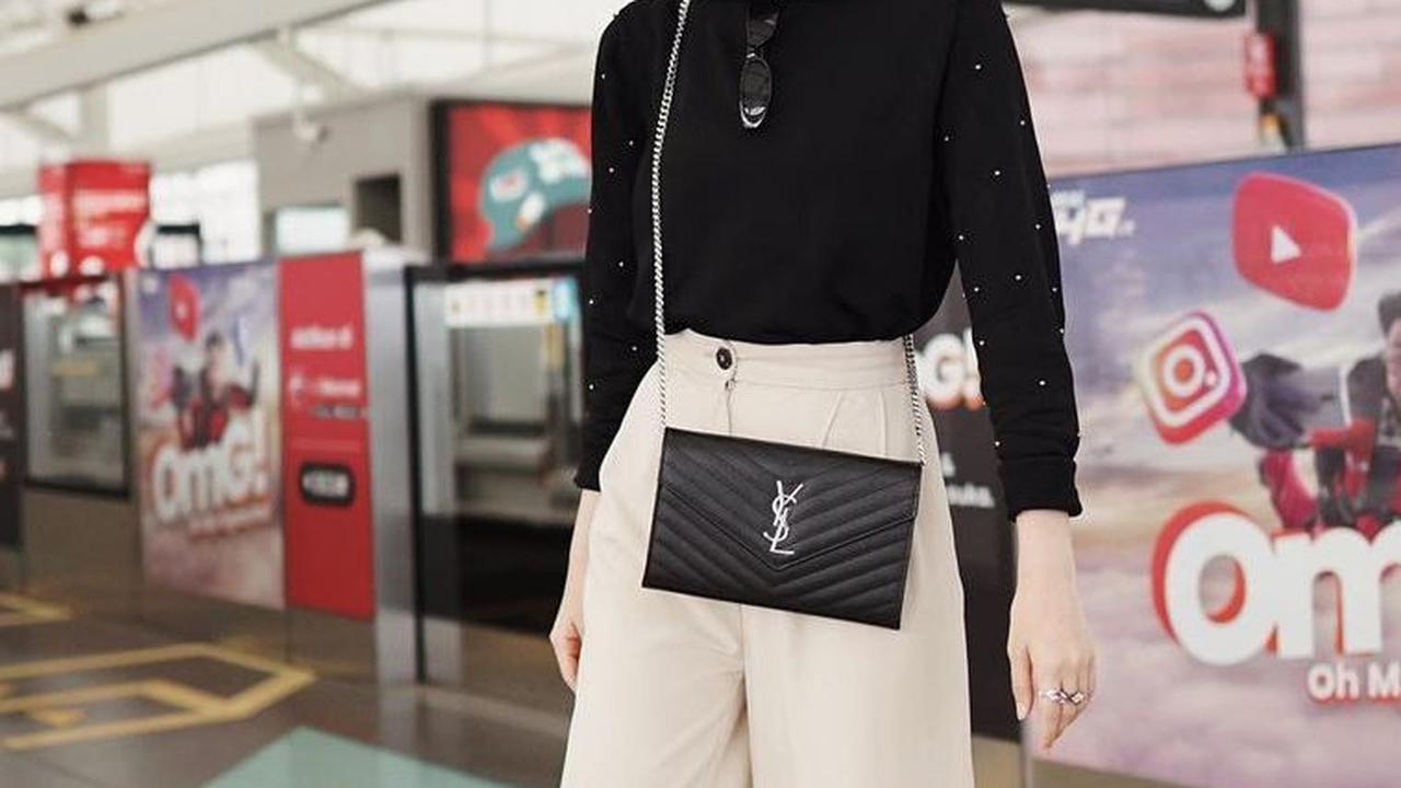 <b>Celana High Waist, Kesan Pinggang Lebih Ramping dan Jenjang</b>