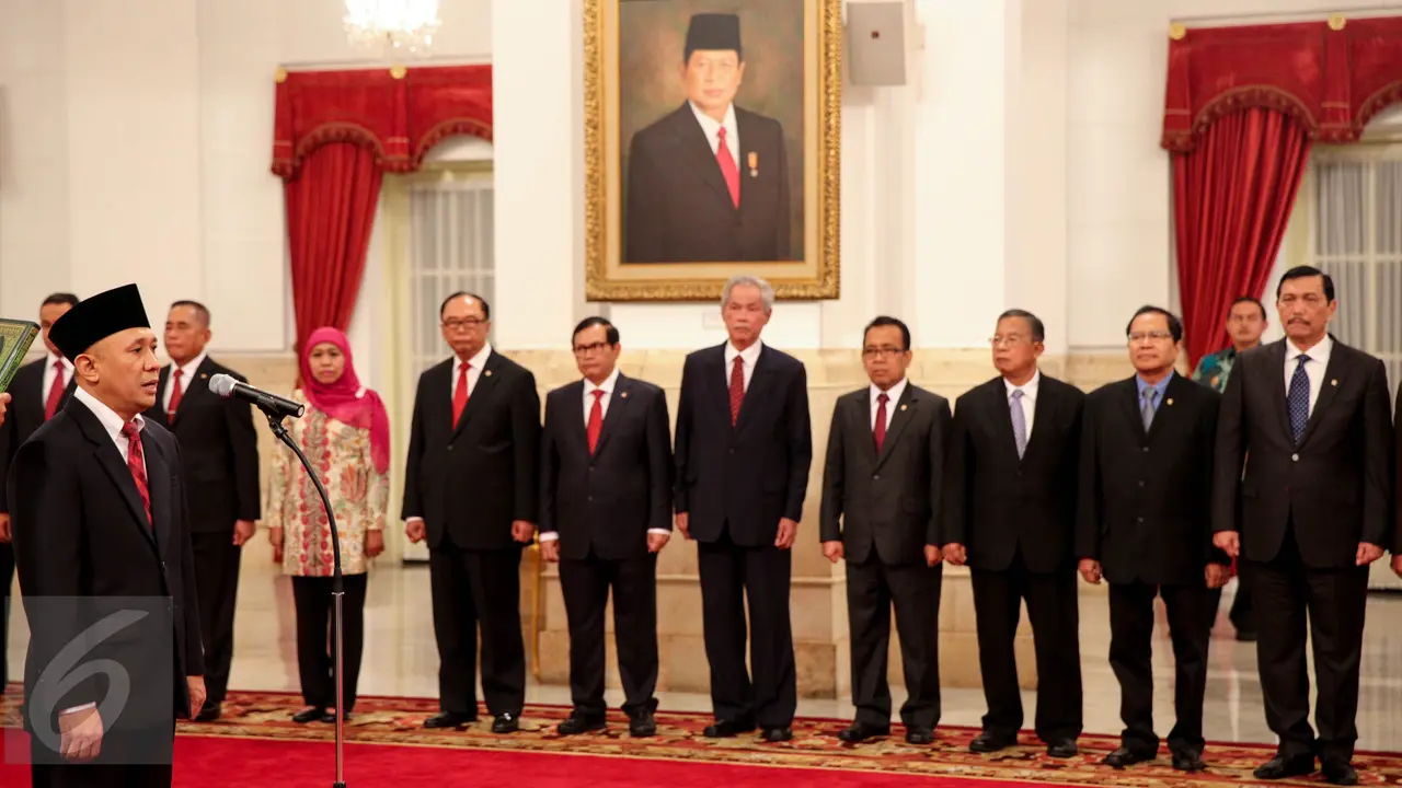 20150902-Teten Masduki Resmi Gantikan Luhut Sebagai Kepala Staf Presiden-Jakarta