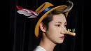 Tak harus seram, pesta kostum Halloween ala Renjun yang menjelma jadi Pinocchio. (Instagram @smtown)