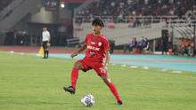 Aksi pemain muda Persis Solo, Zanadin Fariz saat bermain melawan PSS Sleman di Stadion Manahan, Sabtu (11/6/2022). (dok. Persis Solo)