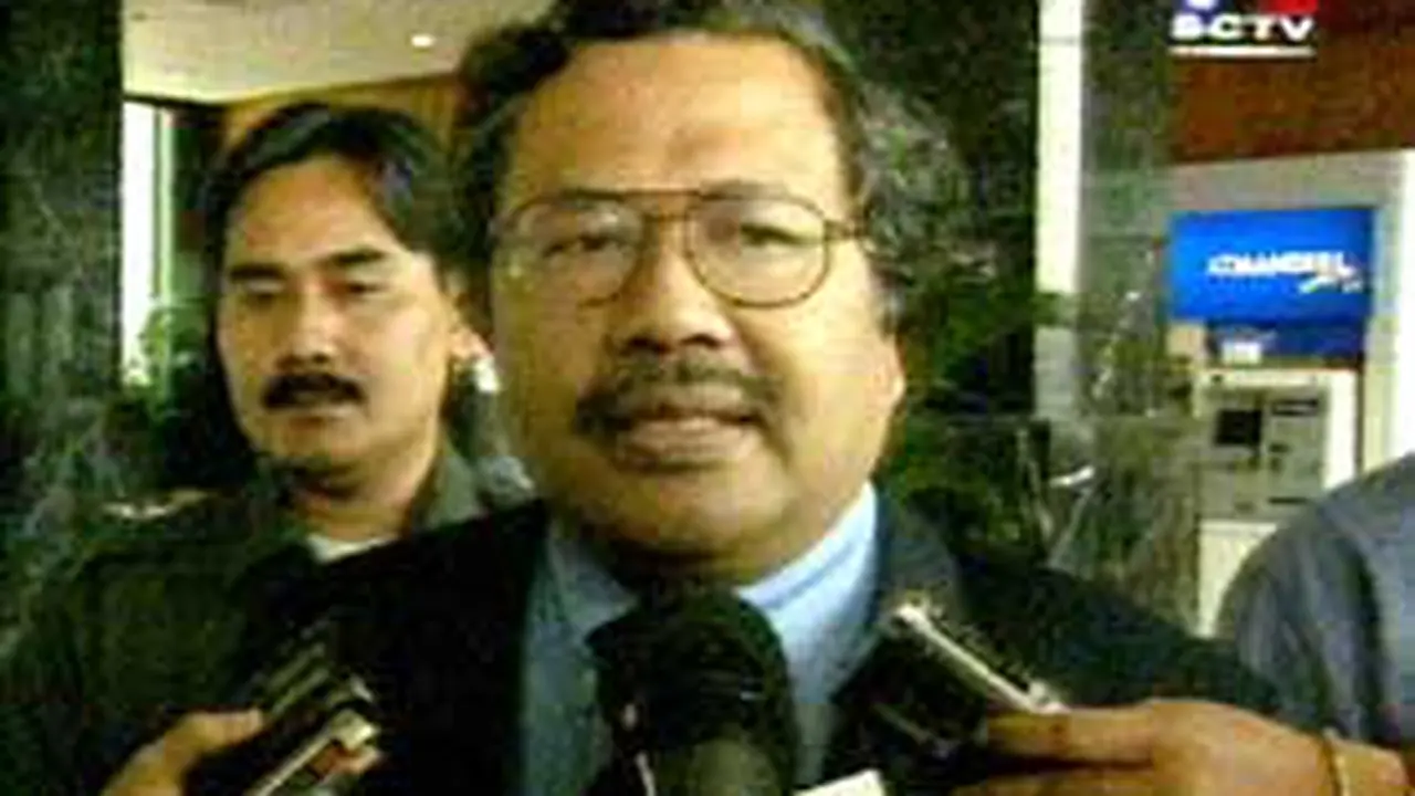 020701cBII.jpg