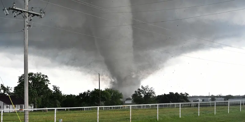 20160509-Penampakan Tornado Mengerikan di Oklahoma-Oklahoma