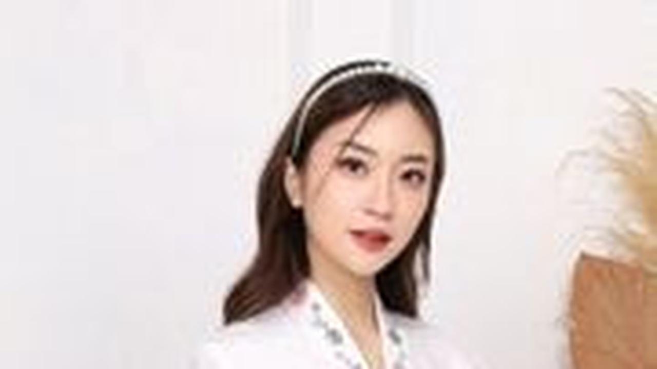 4. Kebaya Floy Pendek<br>