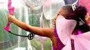Putri kecil Beyonce dan Jay Z nampak begitu menggemaskan layaknya peri kecil Fairytopia. Blue Ivy mengenakan dress pink dan menggunakan sayap di punggungnya. (viawebsitebeyonce/Bintang.com)