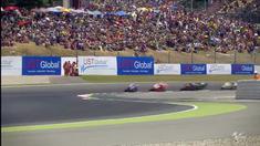 Aksi terbaik pebalap Tim Yamaha yakni Valentino Rossi dan Jorge Lorenzo di GP Catalunya Spanyol, 2015.