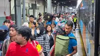 82 Perjalanan Kereta Dibatalkan Imbas Banjir di Lintasan Semarang-Jakarta