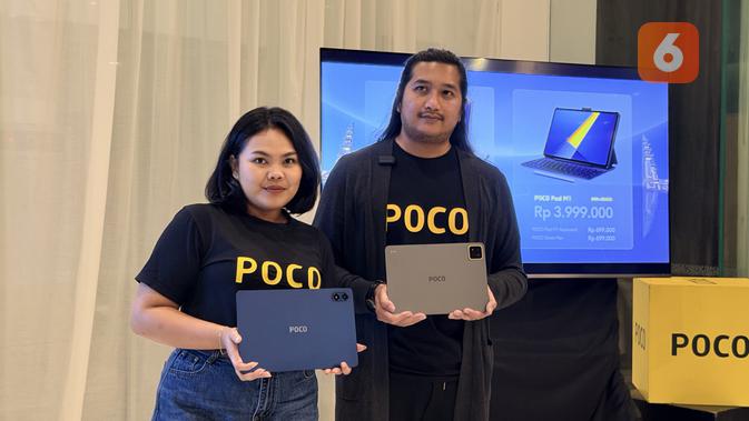 Novita Krisutami, PR Manager Poco Indonesia dan Satryo Sidhi Rachmat, Product Marketing Manager Poco Indonesia. (Liputan6.com/ Yuslianson)