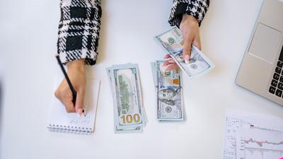 Tips Atur Keuangan Gen Z: Tetap Cuan Tanpa Lupa Rencana Masa Depan