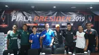 Jajaran pelatih dan pemain empat kontestan Grup A Piala Presiden 2019. (Huyogo Simbolon)