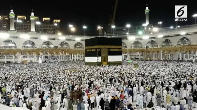 Jelang puncak pelaksanaan ibadah haji Masjidil Haram di Mekah semakin ramai dan padat.