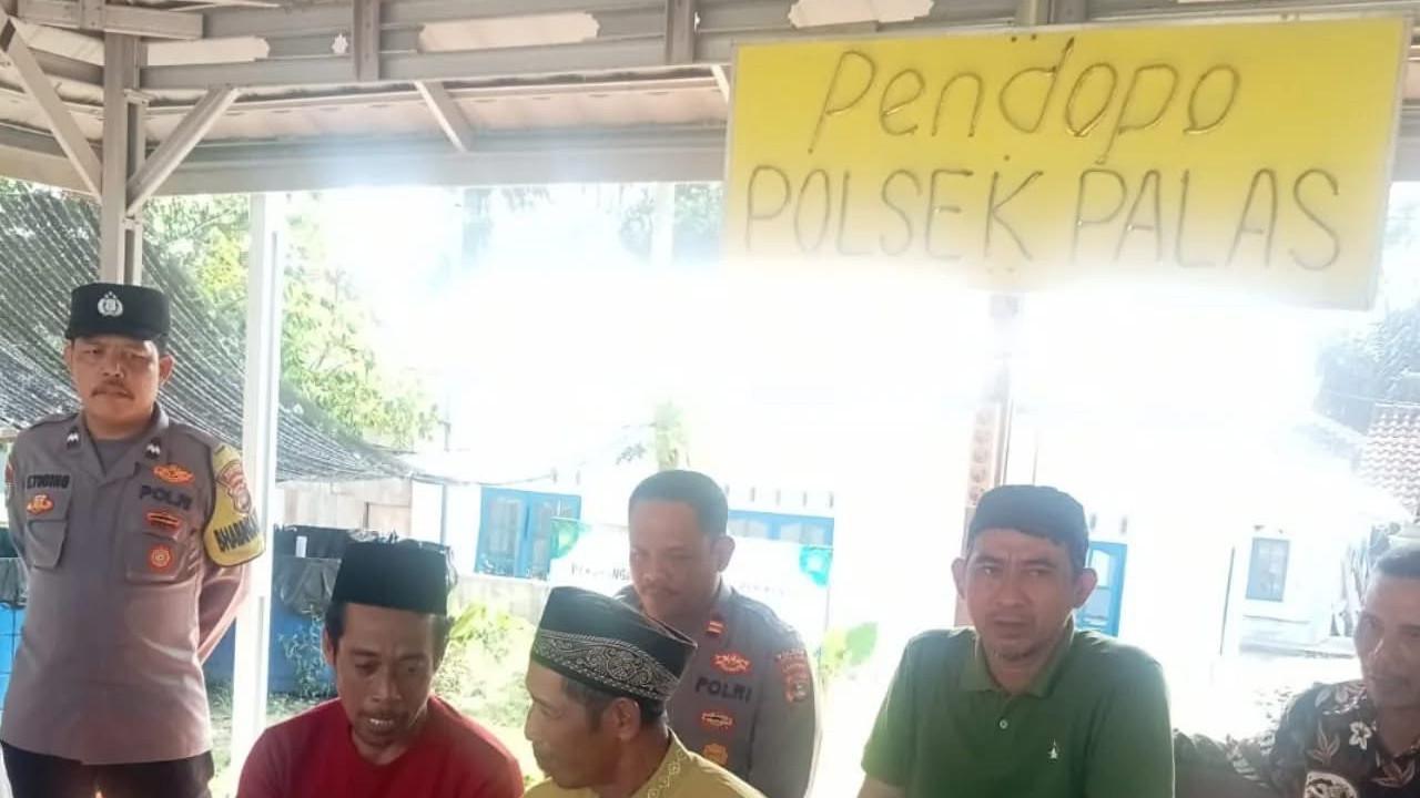 Lupakan Masa Tahanan Sejenak, Tahanan Kasus Judi Nikahi Kekasih di Polsek Palas
