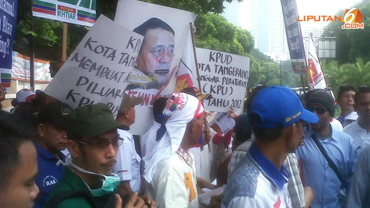 demo-kpu-kpud-130729b.jpg