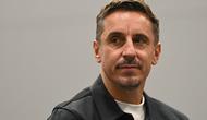 Mantan pesepak bola, Gary Neville, bersiap untuk mengambil bagian dalam acara panel Liga Inggris pada hari kedua konferensi tahunan Partai Buruh di Liverpool, Inggris barat laut, pada 23 September 2024. (Oli SCARFF /AFP)