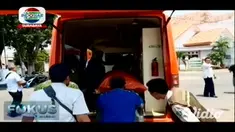 Mayat wanita ditemukan mengapung di tengah perairan lekok, Pasuruan. Diduga korban tewas dibunuh dan jasad dibuang ke laut, saat ditemukan kaki korban diikat tali yang diberi pemberat batu agar tenggelam untuk menghilangkan jejak kejahatannya.