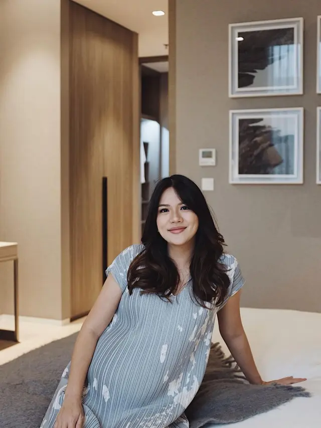 Istri Marcel Chandrawinata Melahirkan
