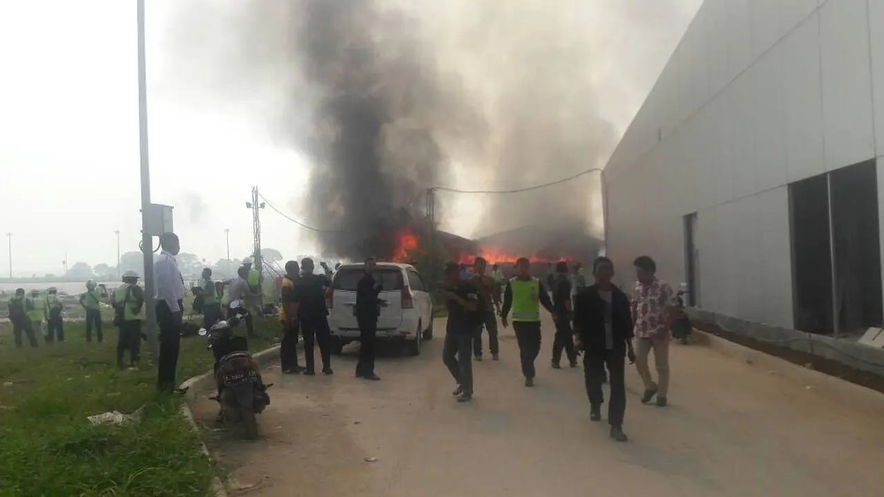 Kantin terbakar