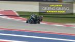 Berita video insiden yang membuat Valentino Rossi kena penalti 0,3 detik di MotoGP Austin, Amerika Serikat,  pada Minggu (24/4/2017). Insiden tersebut juga membuat bos tim Movistar Yamaha, Lin Jarvis, sampai geleng-geleng kepala. Seperti apa insiden ...