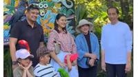 Libur Lebaran di Bali Zoo, Jokowi Ajak Cucu dan Beri Makan Satwa.&nbsp; foto: Youtube&nbsp;@BaliZooOfficial&bull;