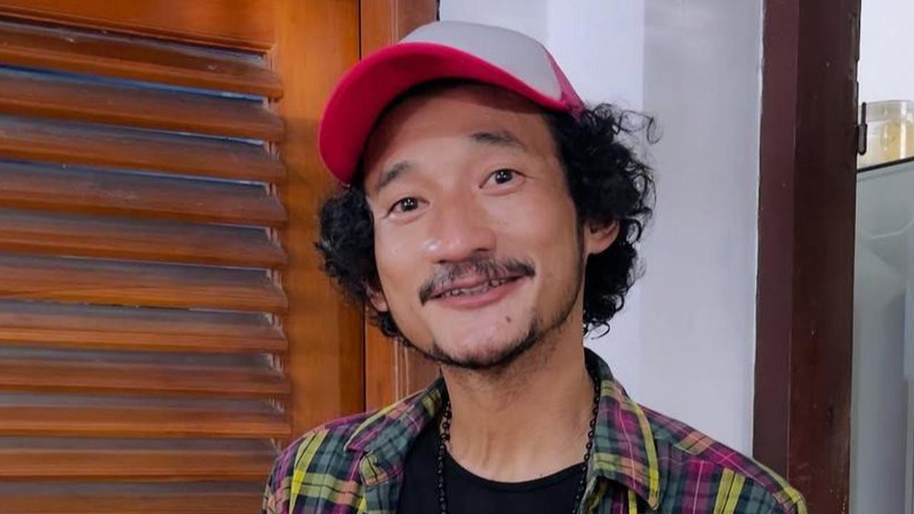 6 Artis Ini Rela Tinggalkan Gemerlap Dunia Hiburan Demi Hidup Tenang dan Damai, Kini Tekuni Profesi Tak Biasa