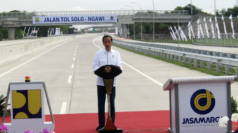 Presiden Jokowi Resmikan Tol Sragen-Ngawi