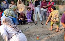 Lomba 17 Agustus Lucu Ibu-Ibu, Seru dan Bikin Meriah