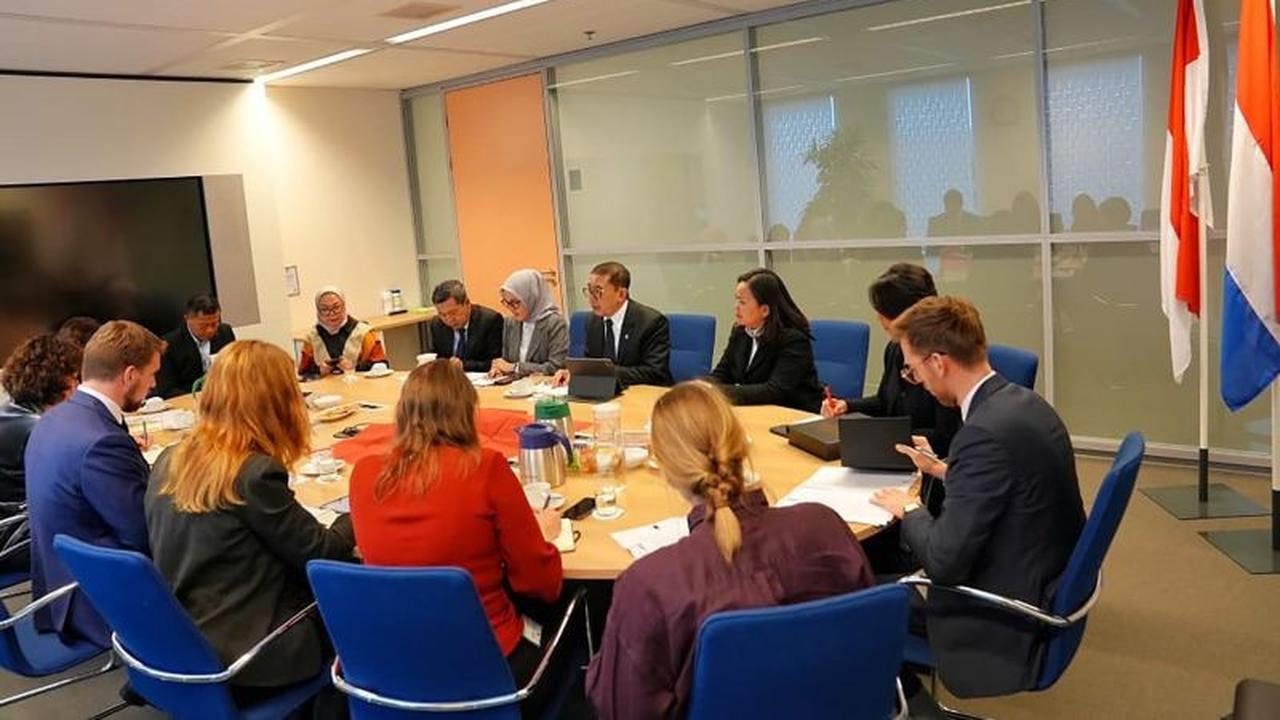 Menteri Kebudayaan Perkuat Kerja Sama Kebudayaan Indonesia Belanda di Rotterdam