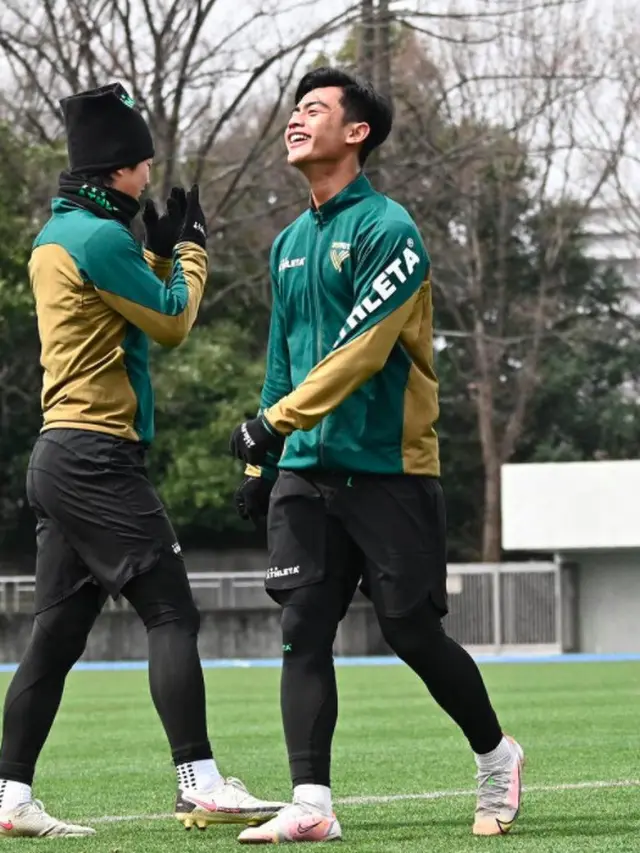 5 Potret Pratama Arhan Latihan Perdana Bersama Tokyo Verdy