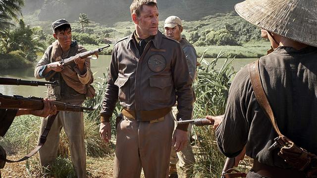 Performa Aaron Eckhart dalam Midway. (Foto: Dok. IMDb/ Lionsgate)