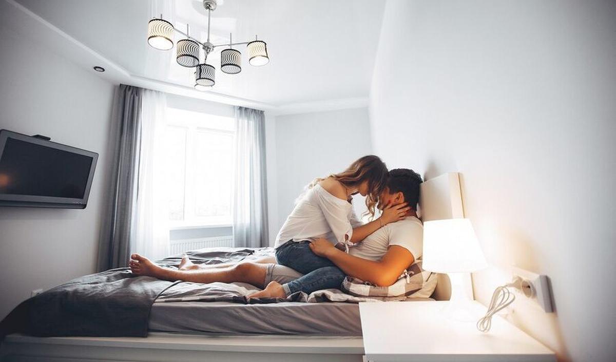 1.&nbsp;Lagu-lagu Romantis