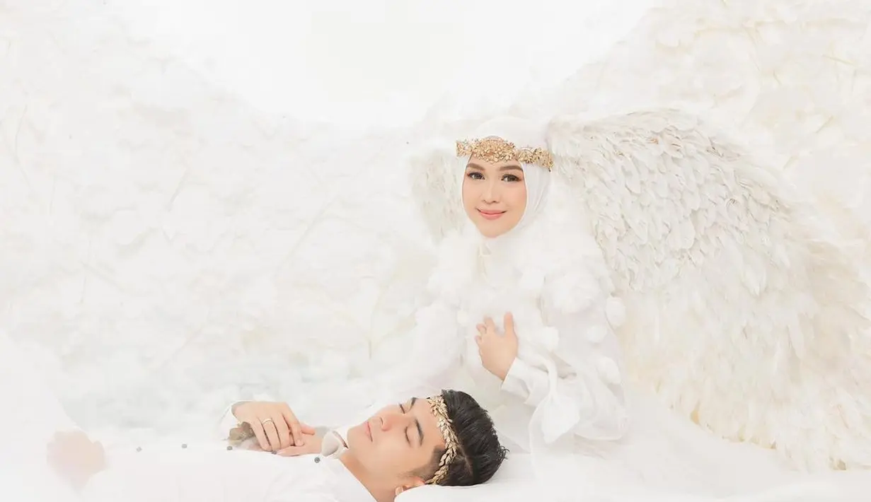 Ria Ricis mengaku senang karena keinginannya menjadi bidadari dikabulkan suami yang manut dengan tema photoshoot [@fdphotography90]