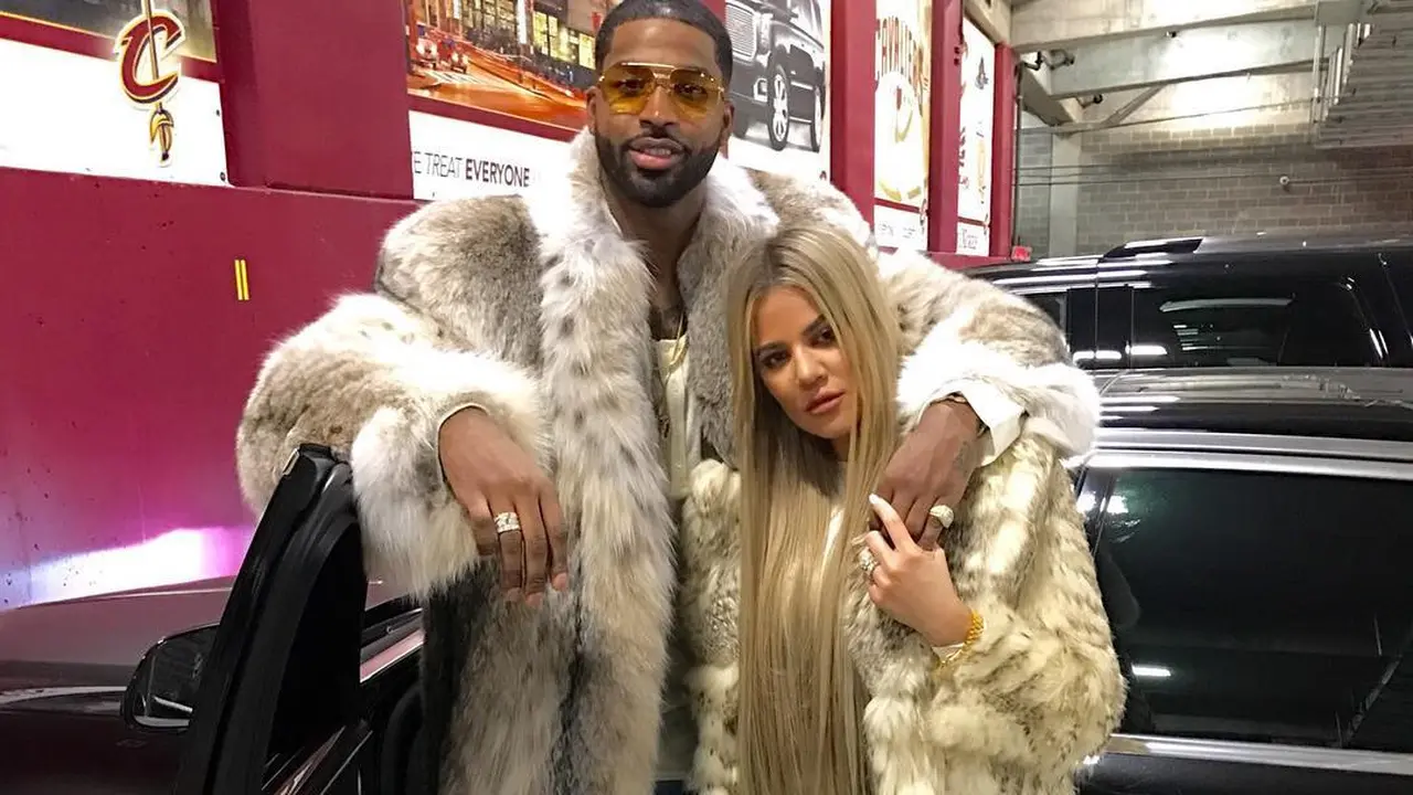 [Bintang] Khloe Kardashian - Tristan Thompson