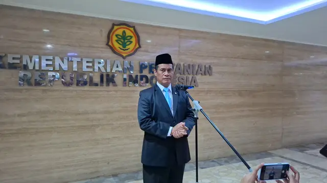 Menteri Pertanian Andi Amran Sulaiman di Kantor Kementerian Pertanian, Jakarta, Selasa (18/8/2026). (Liputan6.com/Arief)