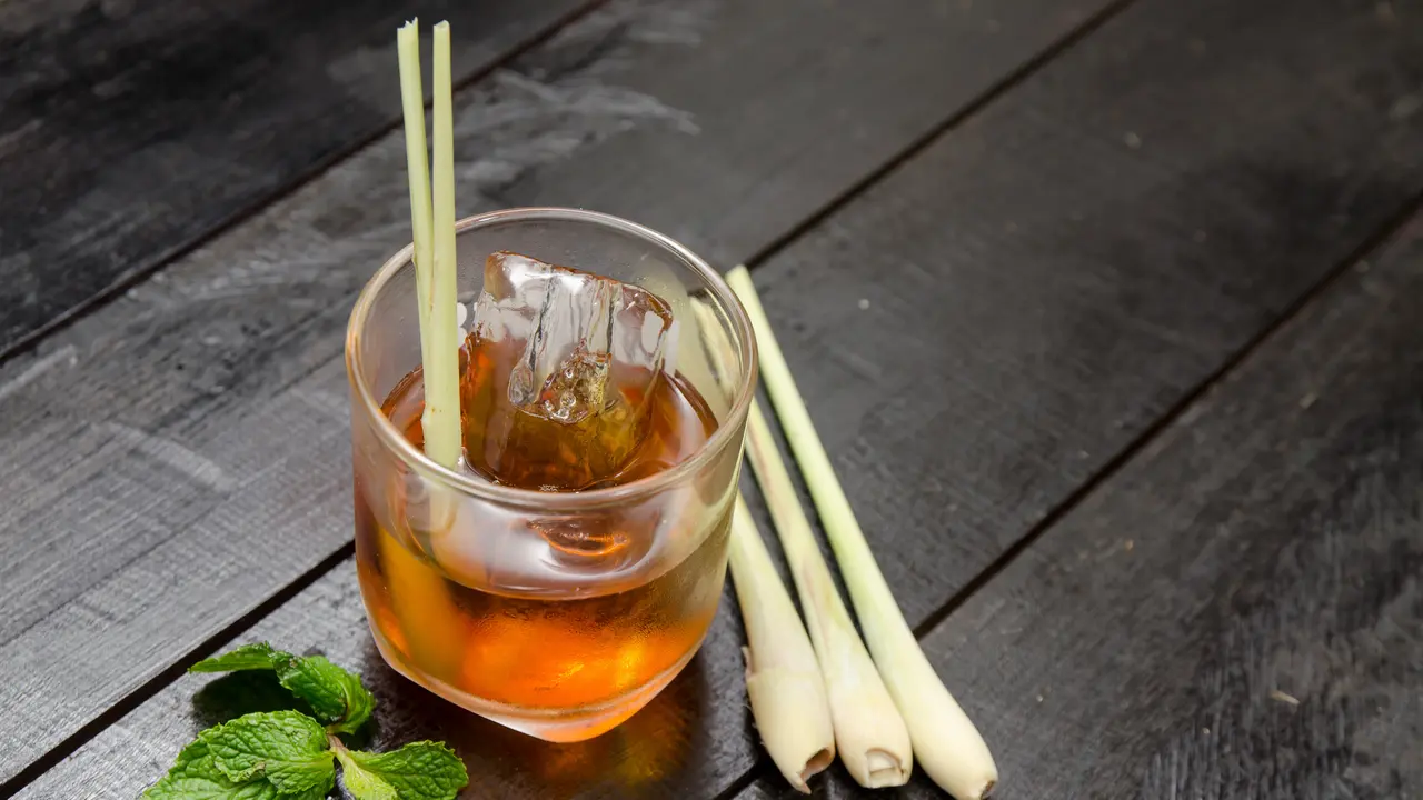 resep teh hitam serai daun mint