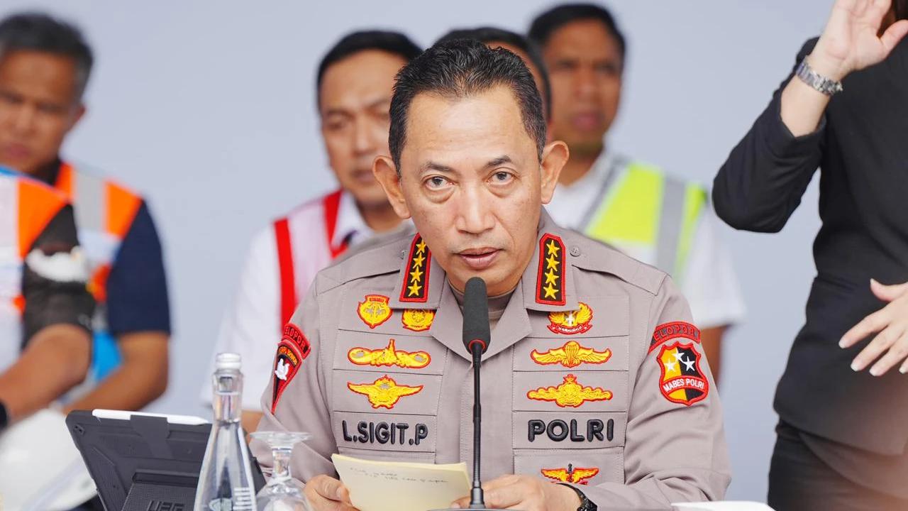 Heboh Masyarakat Lebih Pilih Lapor Damkar, Kapolri: Kita Sempurnakan 110 dan Pasang Barcode di Halte-Halte