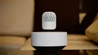Desain speaker bluetooth melayang oleh LG yang akan diperkenalkan pada CES 2017 (sumber: engadget.com)