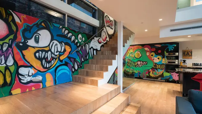 [Bintang] Chris Brown