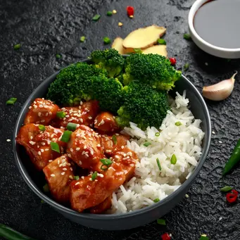 Resep Bowl Ayam Panggang Madu & Sayuran./Copyright depositphotos.com/funandrejs