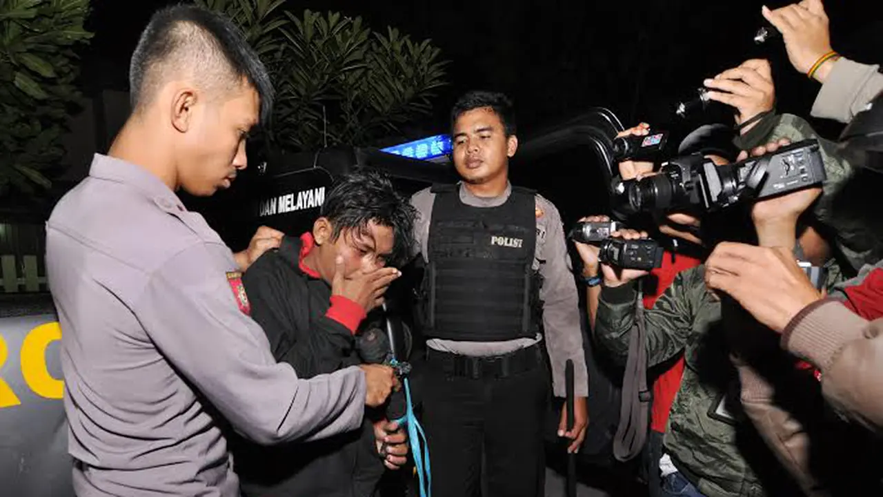 2 Desa di Palu Kembali Bentrok, 1 Rumah Dibakar