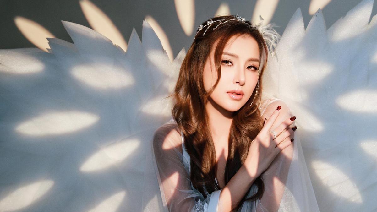 Angela Tee Lakukan Oplas Demi Selamatkan Rumah Tangga yang Nyaris Kandas