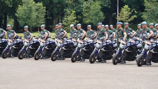 Mabes TNI mengirim 252 unit Kendaraan Listrik Berbasis Baterai (KLBB) ke Konferensi Tingkat Tinggi (KTT) G20 di Bali. (dok TNI)