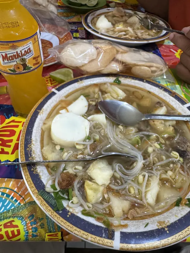 Kuliner Makassar Selain Coto dan Konro, Sop Ubi Datu Museng