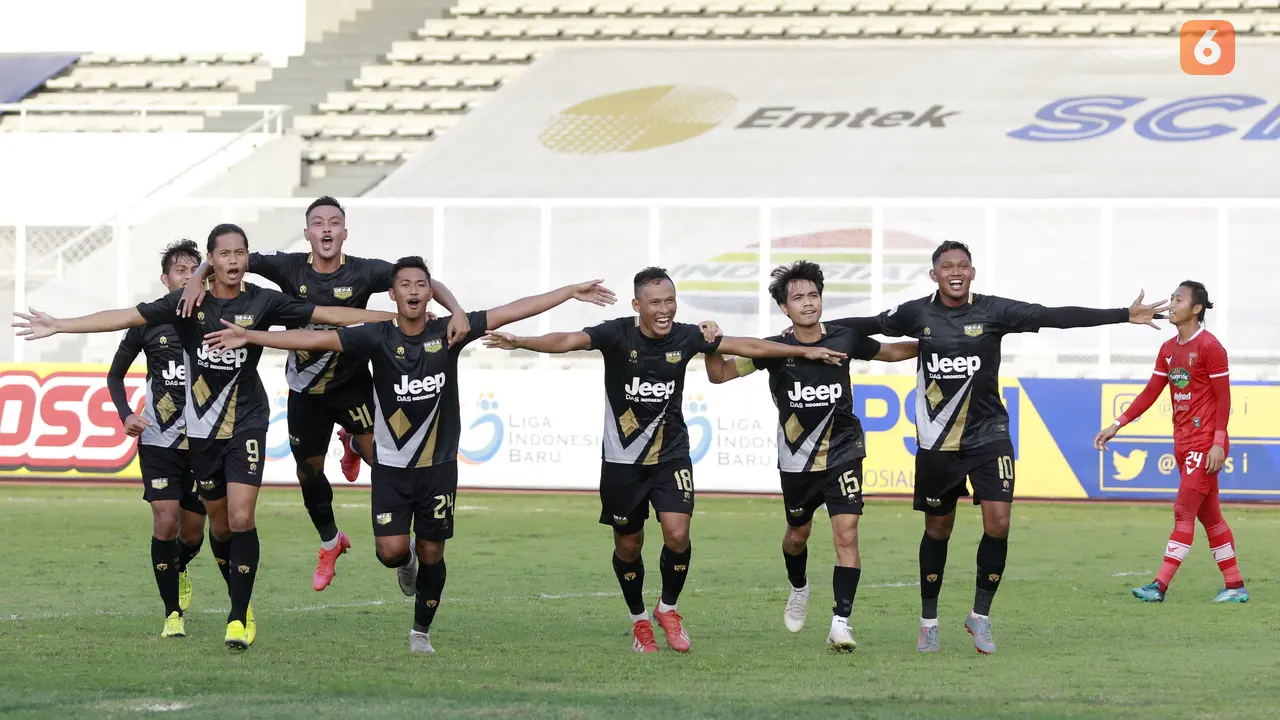 Foto: Jinakkan Badak Lampung, Dewa United Melenggang ke 8 Besar Liga 2 2021 / 2022