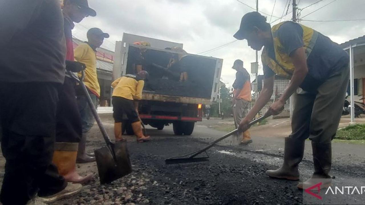 KemenPU Targetkan Perbaikan Jalan Nasional Cianjur Tuntas H-10 Lebaran 2026