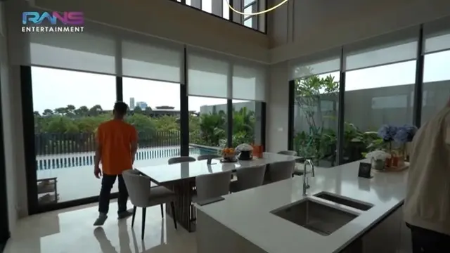 [Fimela] Raffi Ahmad dan Nagita Slavina