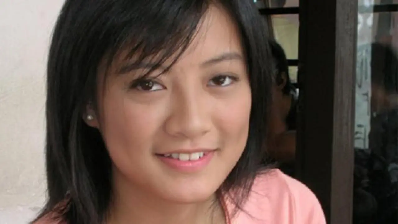 Artis-artis Cantik Ini Gemar Kuliner Ektreme