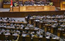 Diserang kanan kiri, DPR tetap loloskan dana aspirasi Rp 11,2 T