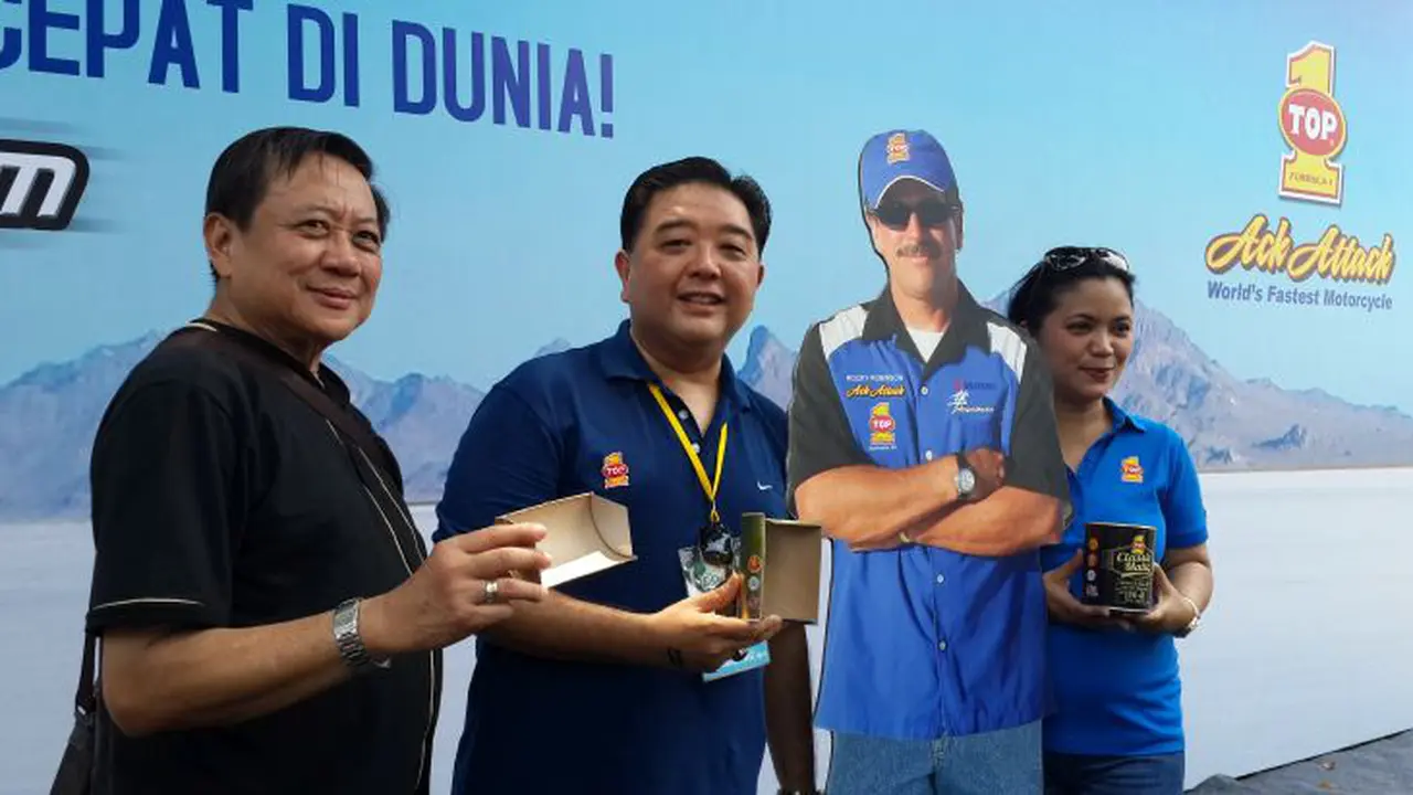 Pelumas Amrik Ini Klaim Kemasannya Sulit Dipalsukan