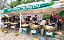 Baznas DKI Salurkan 10 Ribu Paket Bantuan Makanan untuk Korban Banjir Jaktim